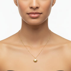 Anvine Golden Seashell Necklace